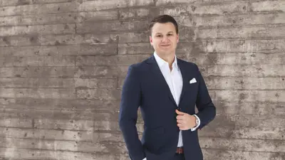 Porträtt av Simon Lindhe