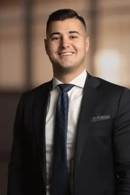 Porträtt av Patrik Demir