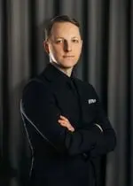Porträtt av Dennis Ceder