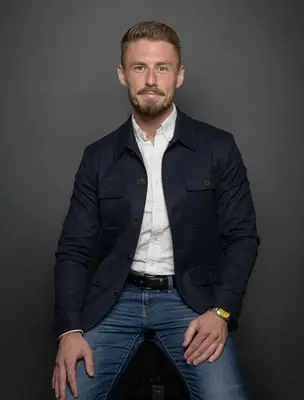 Porträtt av Adam Thunell