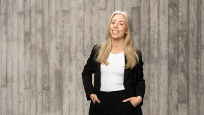 Porträtt av Emelie Holmgren