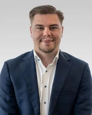 Porträtt av Simon Petersson