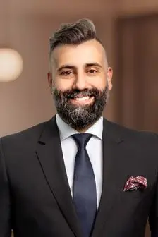 Porträtt av Ender Karaman