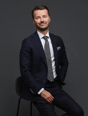 Porträtt av Mirza Vehabovic
