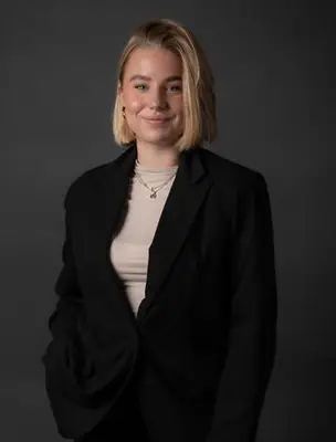 Porträtt av Lovisa Schölin
