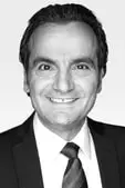 Porträtt av Henrik Basmanji