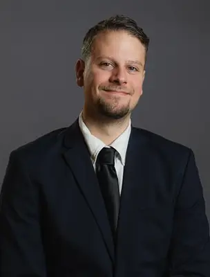 Porträtt av Hampus Backström
