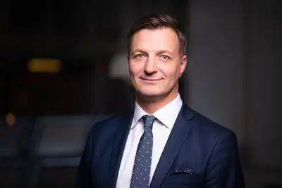 Porträtt av Jimmy Johansen