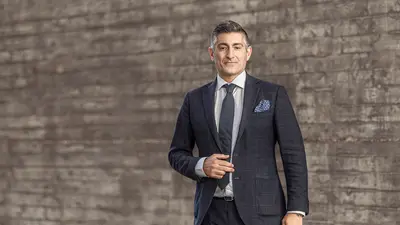 Porträtt av Theo Karantonio