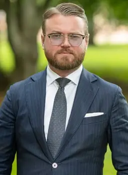Porträtt av Patrik Fischer